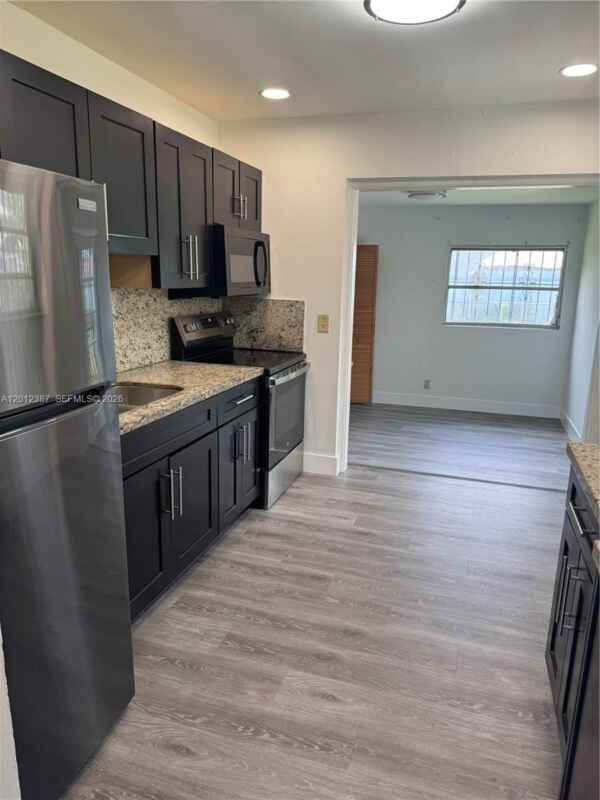 Photo - 2620 SW 53rd Ave