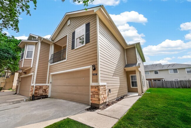 Photo - 6027 Shadow Isle Ln