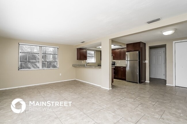 Photo - 11612 Crystal Lake Dr