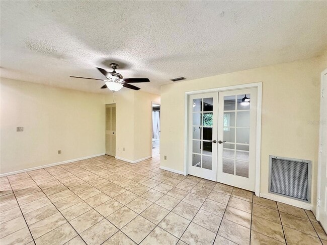 Photo - 630 Pavare Ct