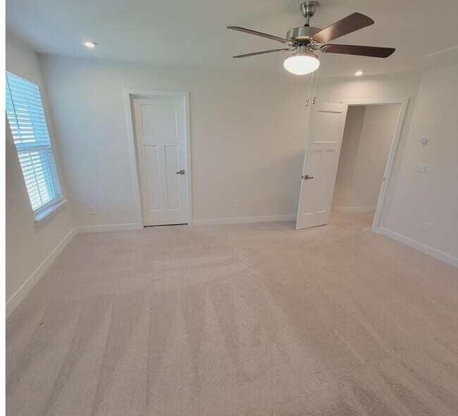 Photo - 10442 Dalton Woods Ct NW