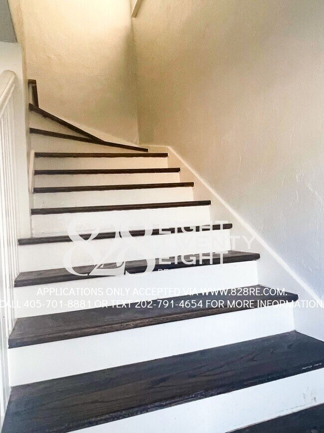 Photo - Historic 2nd Level Apartment Minutes from the Plaza District in OKC!