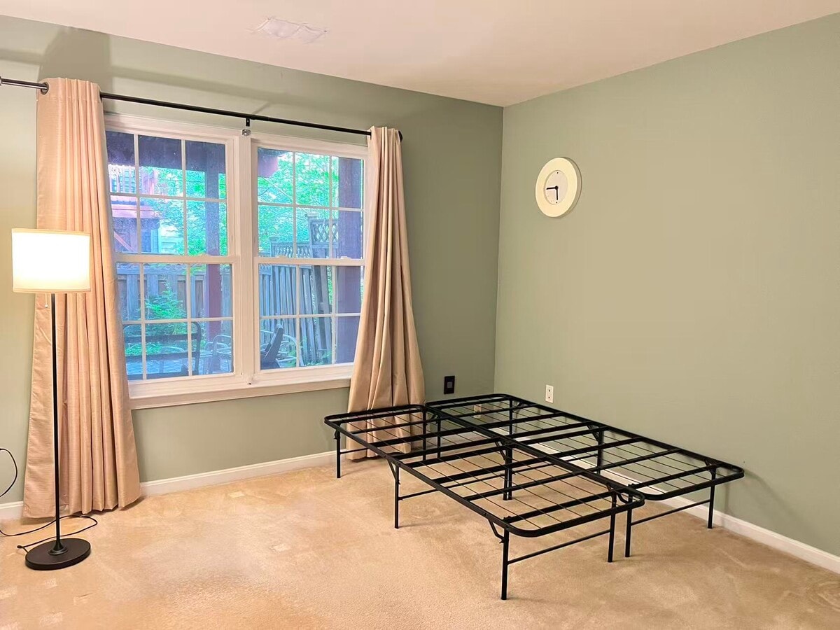 Photo - 2972 Kildare Ln