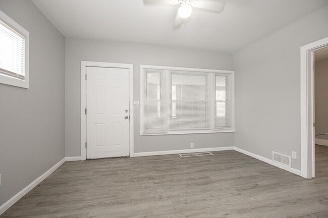 Building Photo - 3339 W 82nd St Unit 3339 W 82 ST CLEVELAND Down