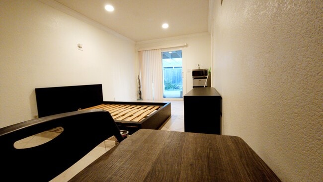 Photo - 2744 E Bennett Ave