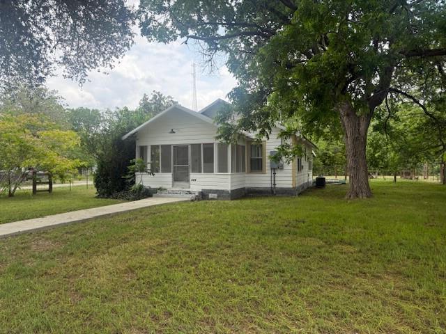 Photo - 220 N Main St
