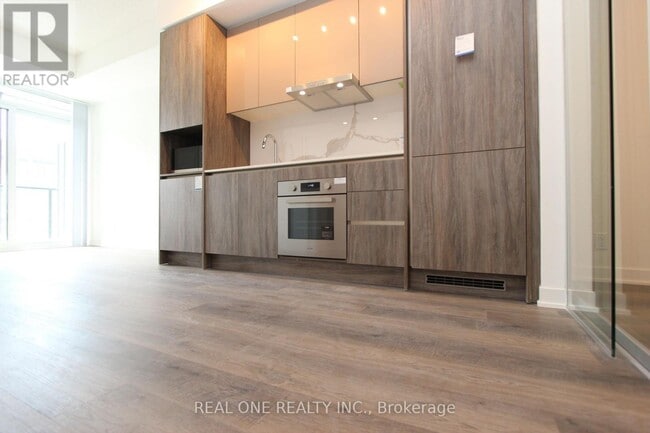 Photo - 180 Front St E Unit 3307