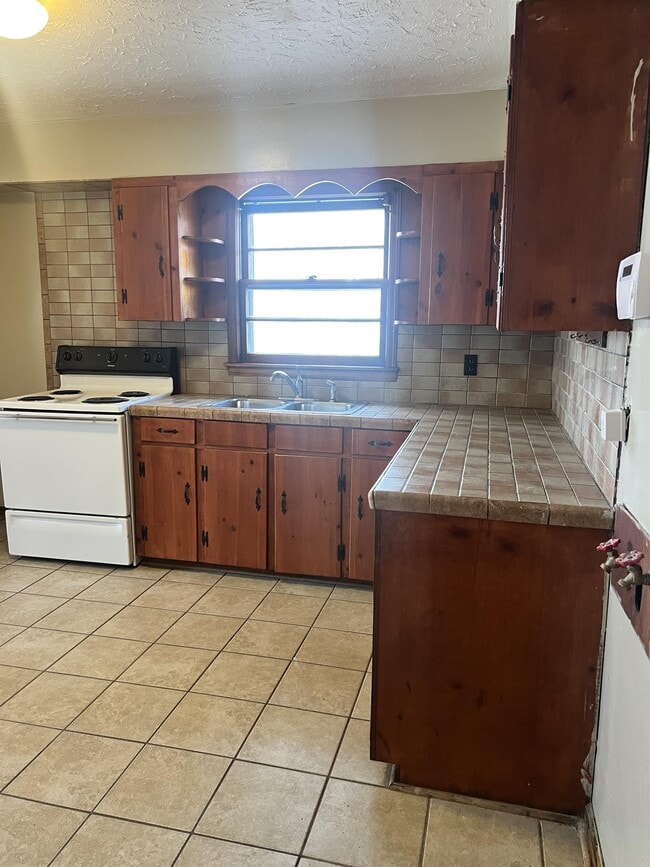 Photo - 3507 Lilac Ave