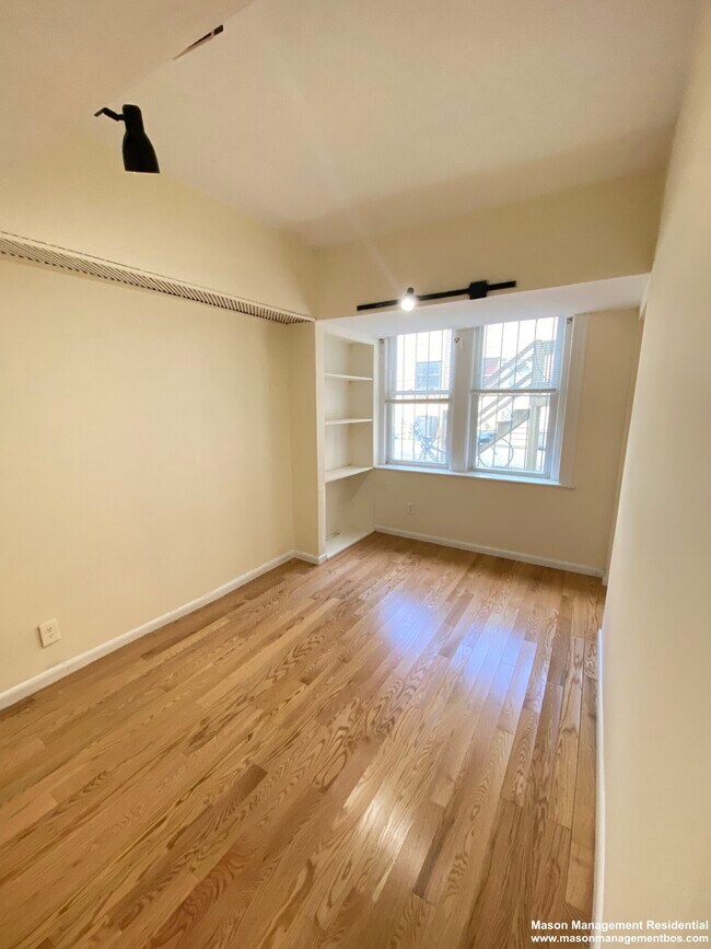 Photo - 45 Ashford St Unit 1