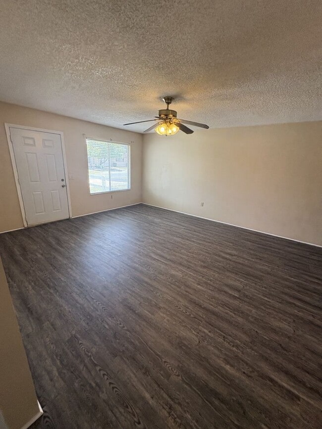 Photo - 3 Bedroom 2 bath Tavares