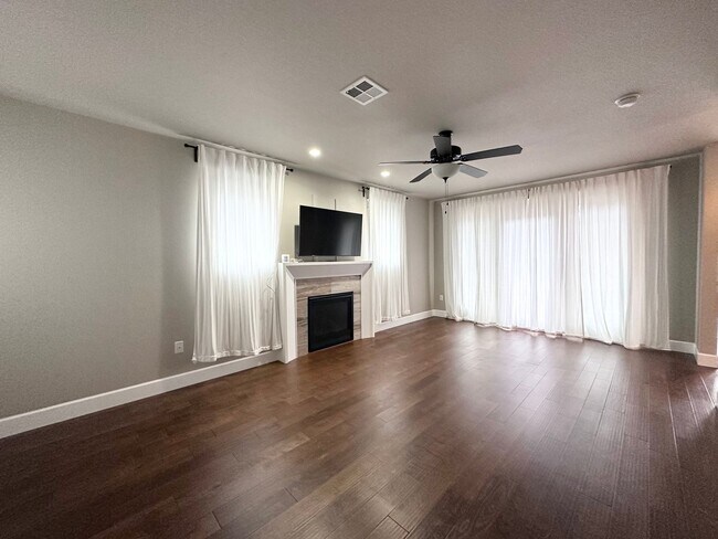 Photo - Beautiful Modern Home in N Portland!