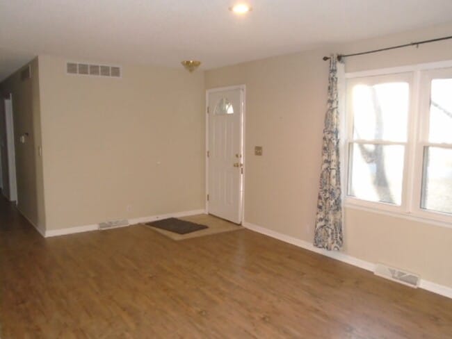 Photo - 200 N Delaware Ave