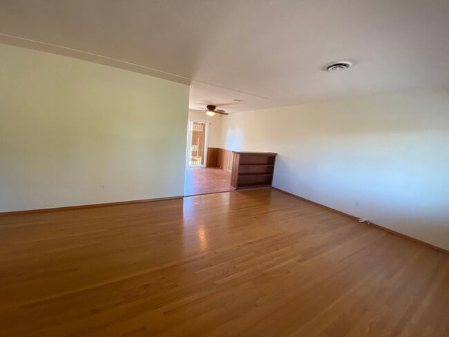 Photo - 1651 Chiswick Ct