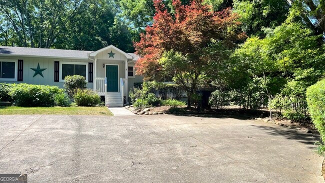 Photo - 322 Powder Springs St