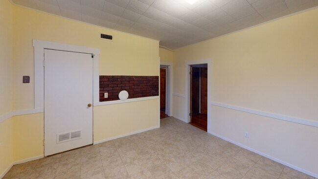 Photo - 19 Studley Ave Unit 2