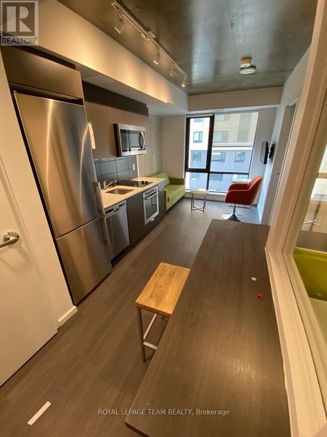 Photo - 105 Champagne Ave S Unité 707