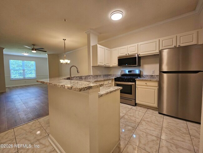 13810 Sutton Park Dr N Unit 1425