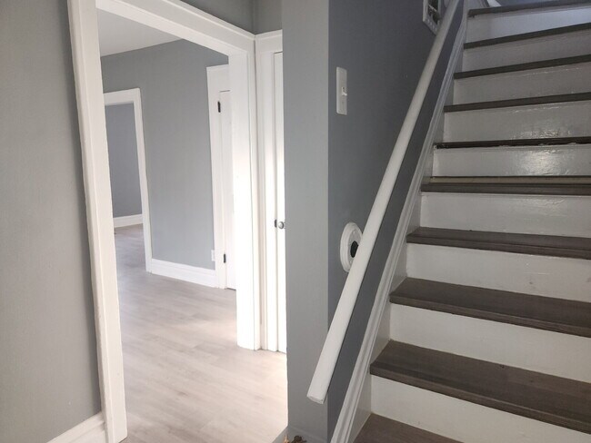 Photo - Charming & Spacious Updated Brick Home – P...