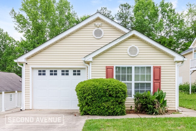 Photo - 1028 Abercorn Way House