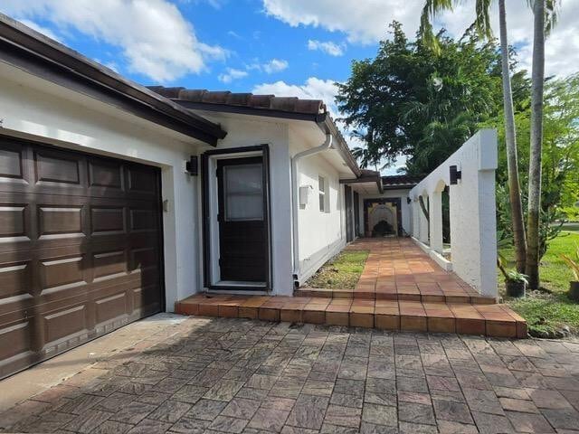 Photo - 690 NW 68th Ave