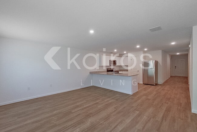 Photo - 8245 100th Ave