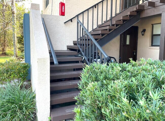 Photo - 2476 SE Garden Terrace Unit 505