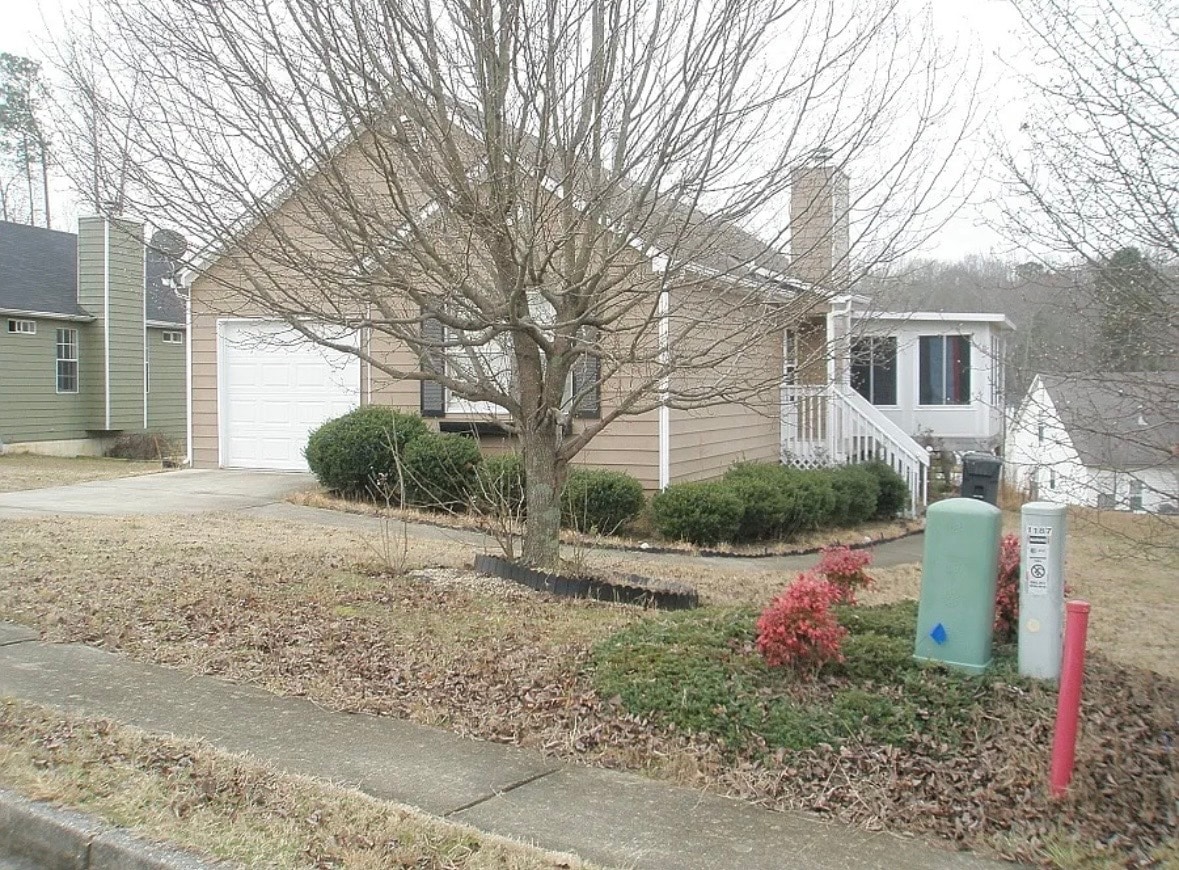 Photo - 1187 Foxwood Dr
