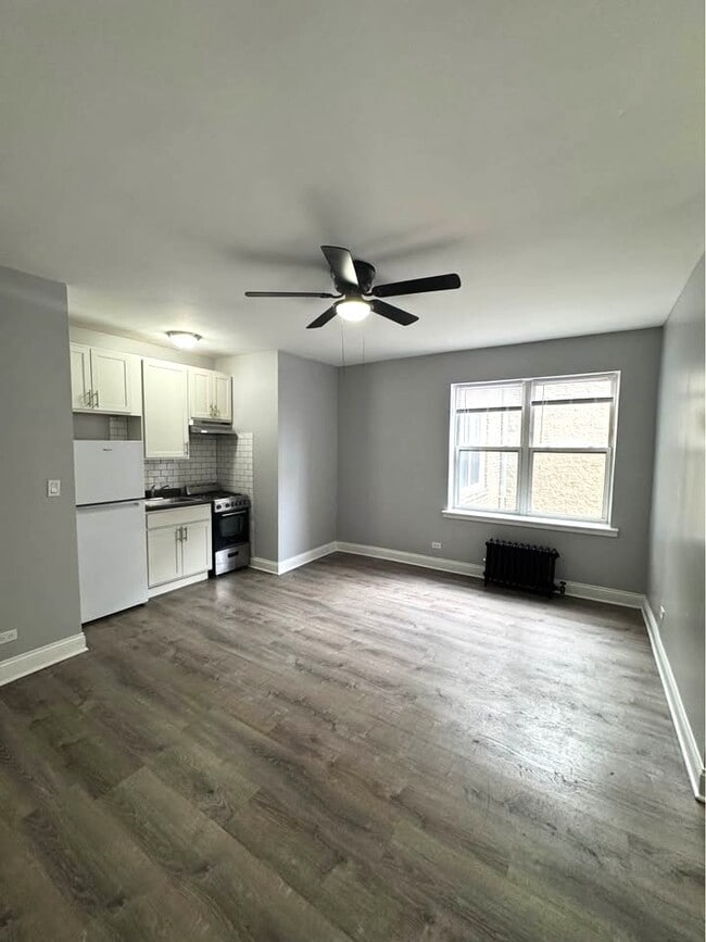 Photo - 4756 N Maplewood Ave Unit 108