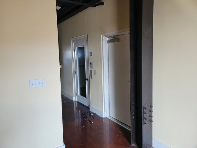 Photo - 120 N Indian Alley Unit 200