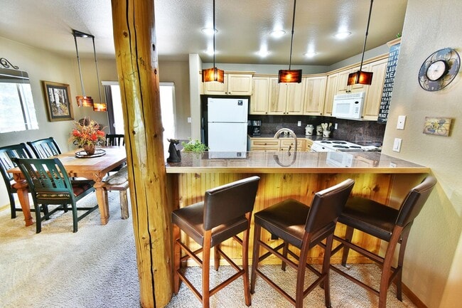 Photo - 33 Skyline Dr