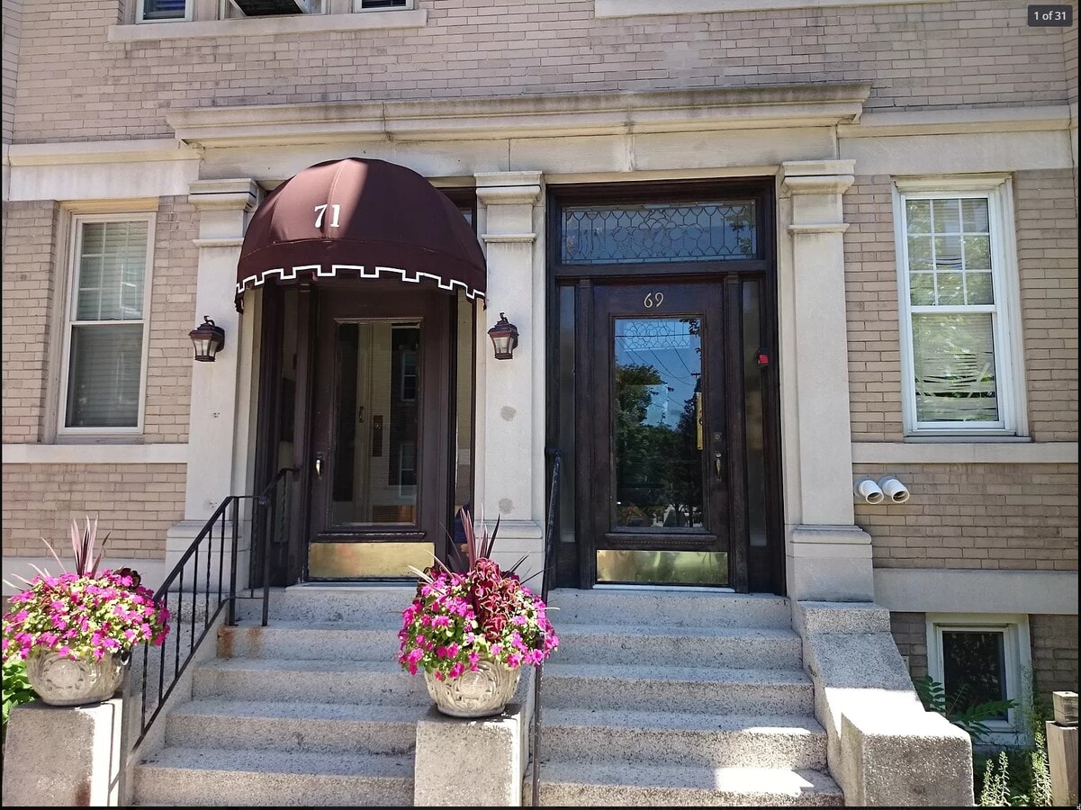 Photo - 69 Babcock St Unit 8