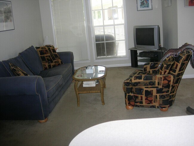 Photo - 571 Water St