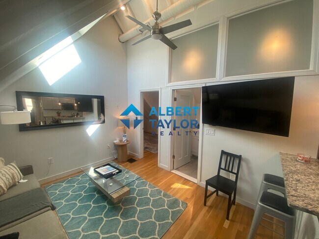 Building Photo - 15 Chiswick Ter Unit 5