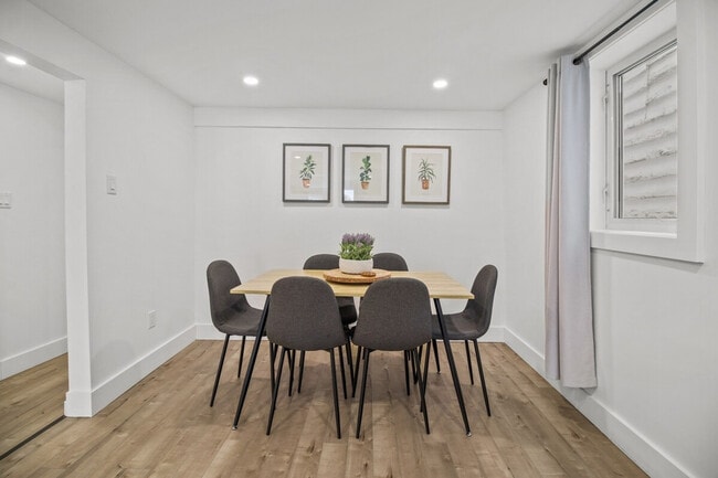 Photo - 74 Hayward Ave Unit SI FL2-ID1438843P