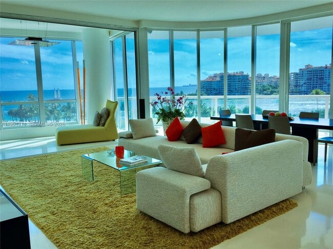 Photo - 100 South Pointe Dr Unit 604