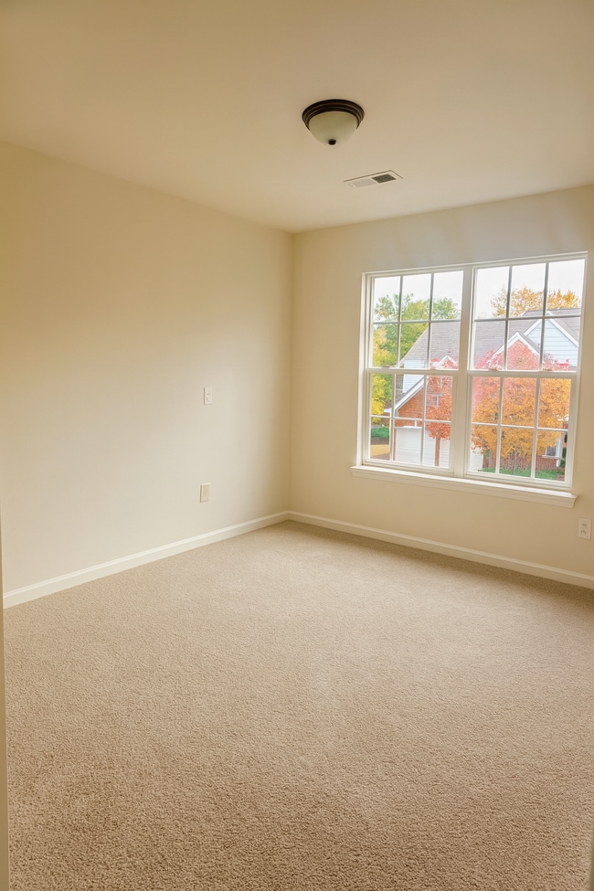 Photo - 18414 Victoria Bay Dr