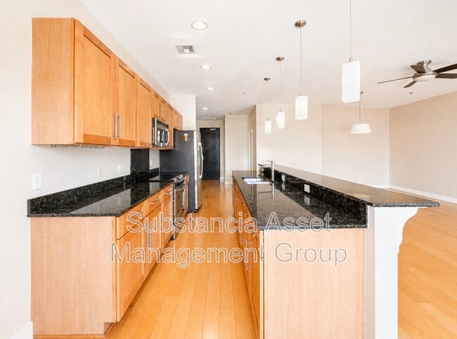 Photo - 444 N Central Ave