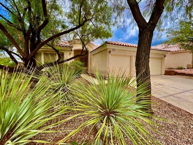 Photo - Single Story 3 Bedroom Home with bonus room!!