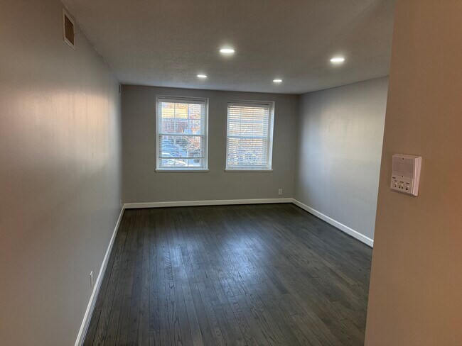 Living room - 3062 S Buchanan St Unit 3062 S. Buchanan Street