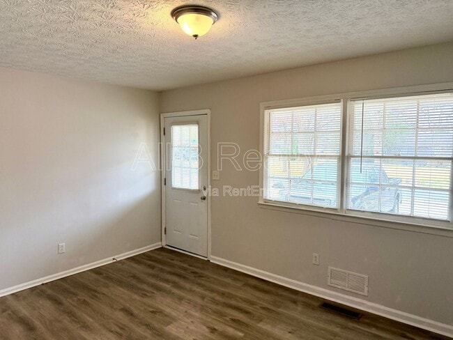 Photo - 88 Church St