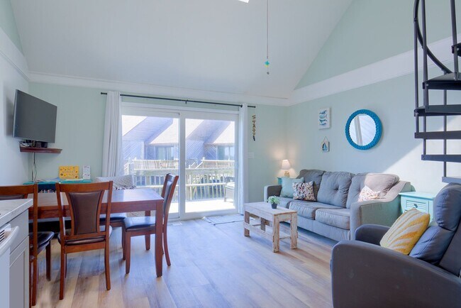 Photo - FURNISHED OFF-SEASON MONTHLY RENTAL-STARTI...