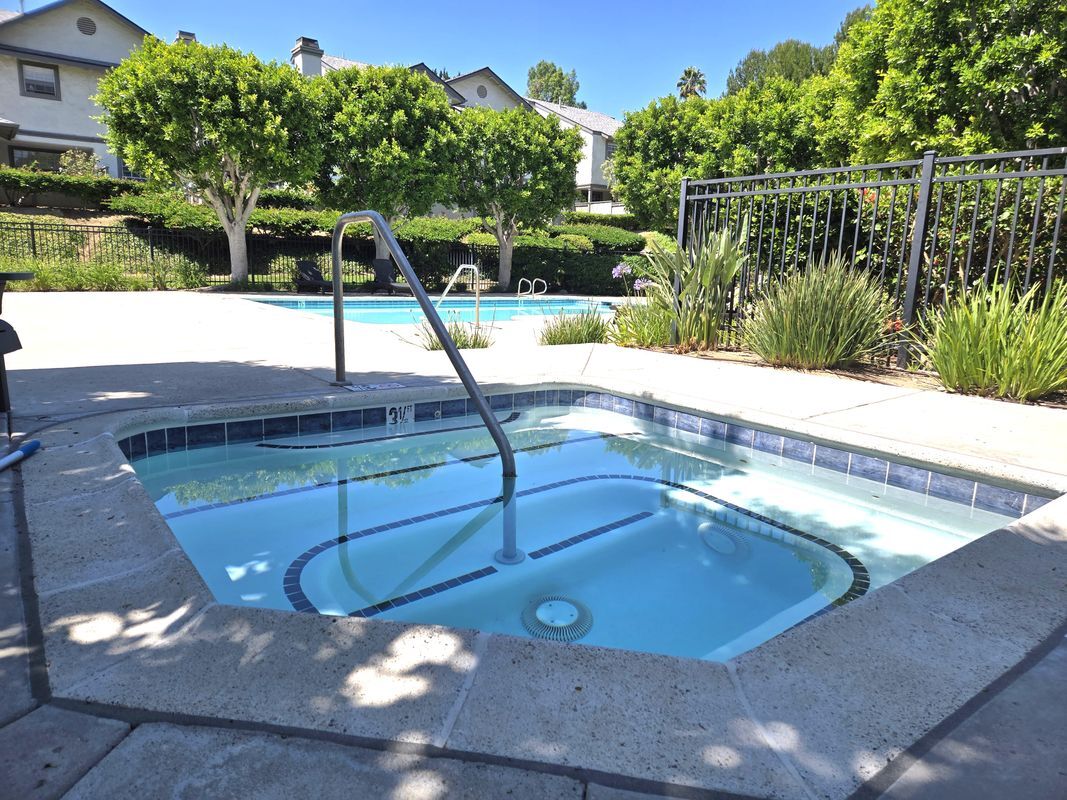 Photo - 1319 S Country Way