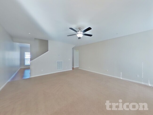 Photo - 4620 Van Leer Ct