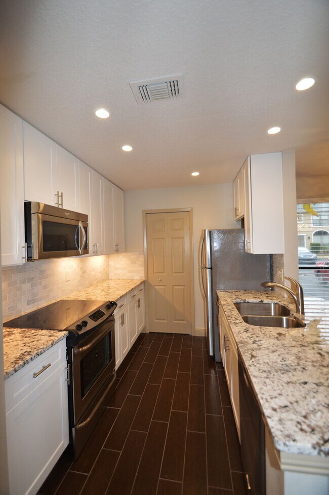 Photo - Remodeled One-Story Townhome EXCELLENT Location