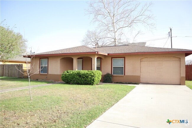 Building Photo - 1403 Canary Ln Rental