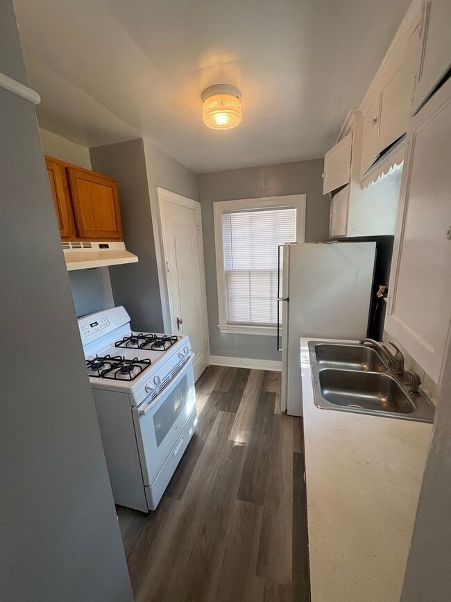 Photo - 2511 W Downs Cir