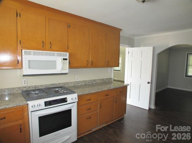 Photo - 6561 Morehead Rd