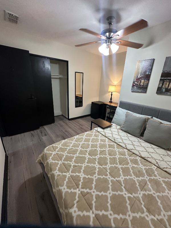 Photo - 8328 Cristobal Cir