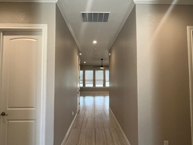 Photo - 4815 Viewcrest Rd