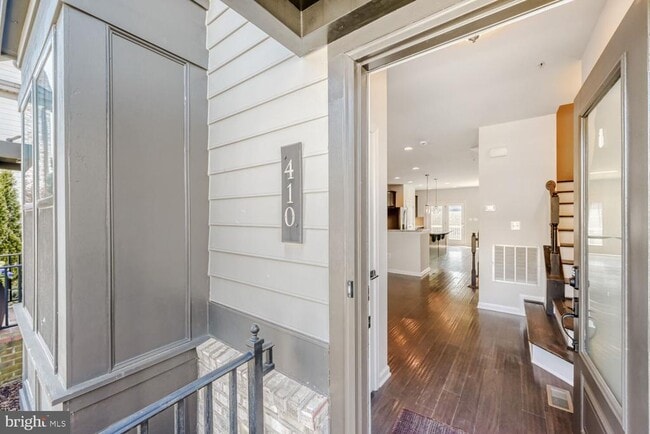 Photo - 410 Redbridge St